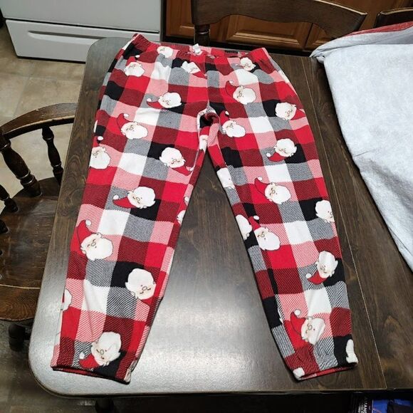 New Jammies For Your Families Coming Soon Santa Pajama Set Size Women's XS P - Picture 3 of 4